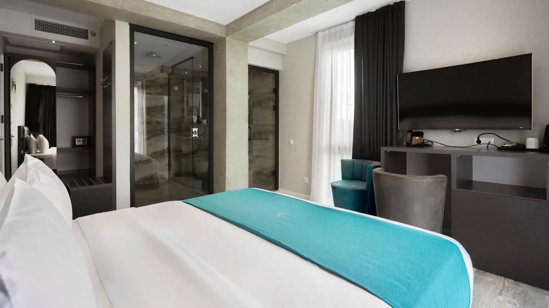 Mit Hotel 第比利斯